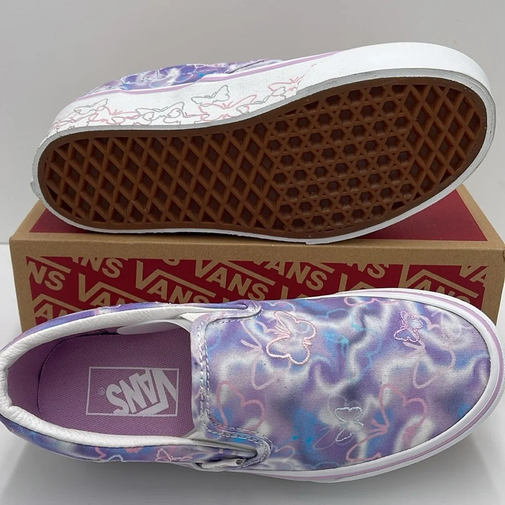 Vans WMNS Purple Platform Sneakers Classic Slip-On
Butterfly Dreams
VN0A7Q5RKPL - Picture 3 of 16